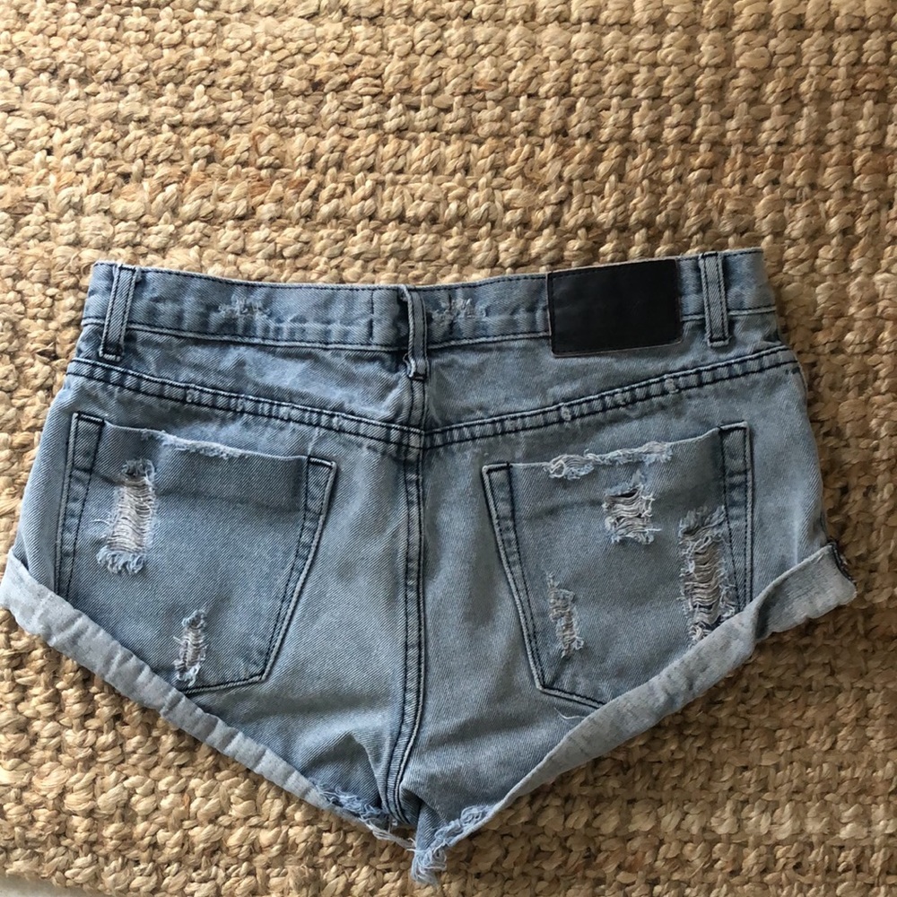 One Teaspoon shorts - Picture 2 of 4